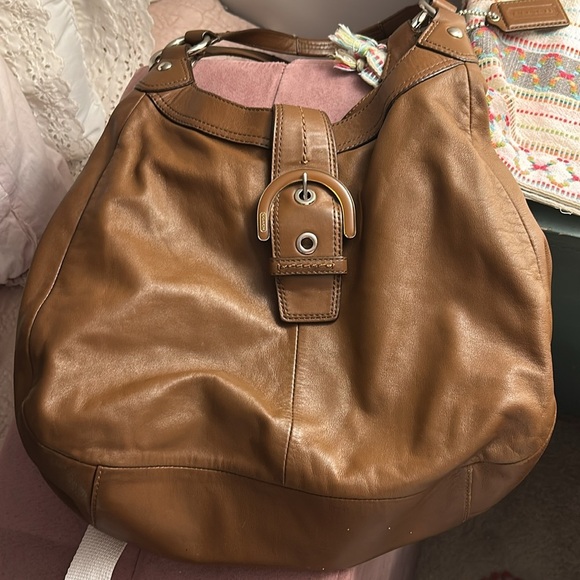 Coach Lynn Hobo Carmel Leather Shoulder Bag FIRM - Picture 6 of 14